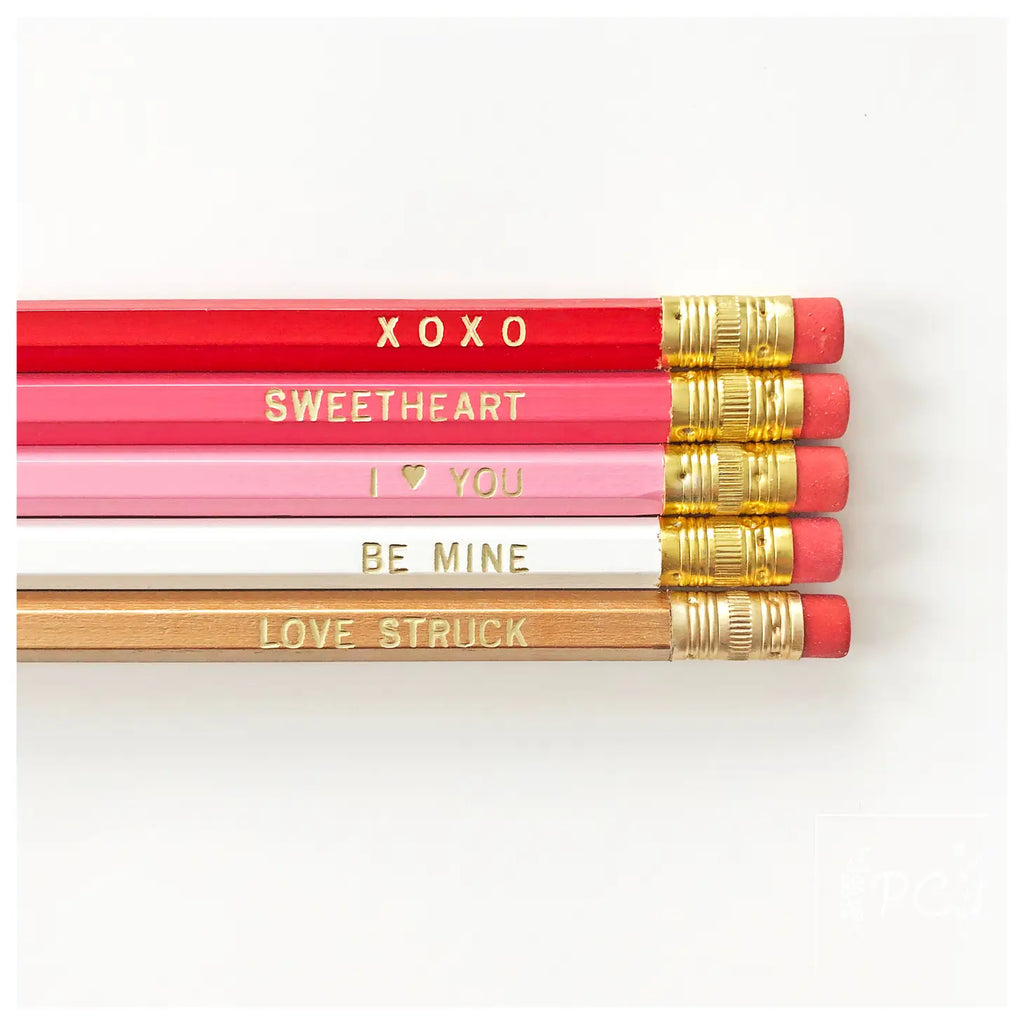 crayons de bois avec phrases saint valentin