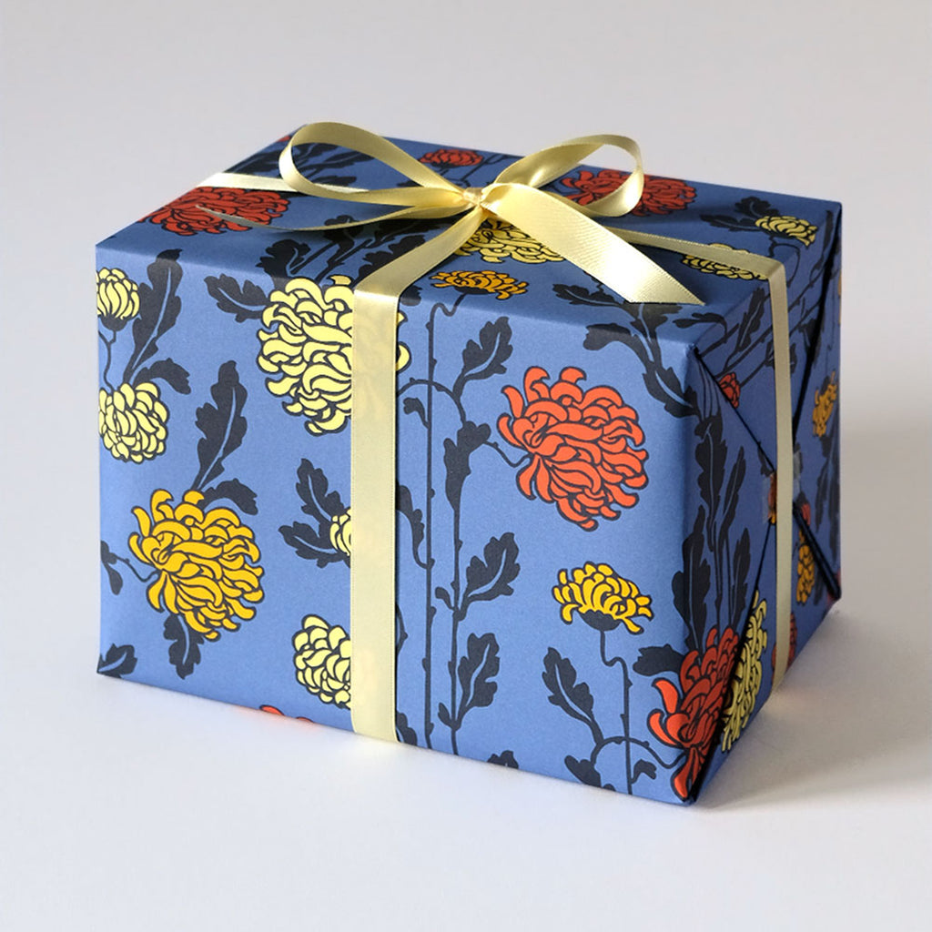 papier cadeau motif floraux made in europe